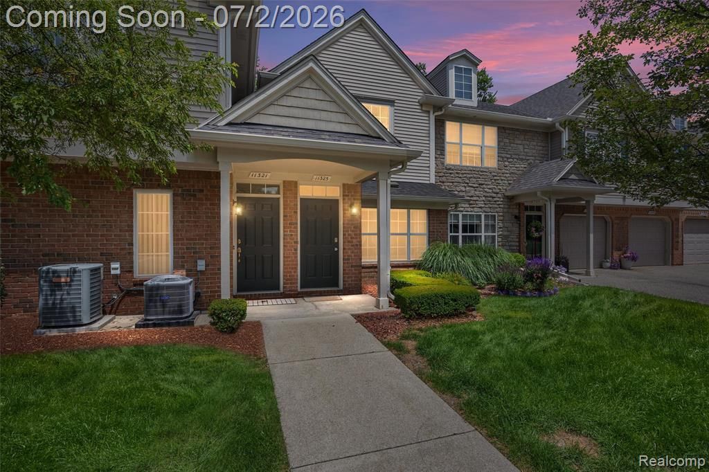 11325 N Woods Drive, Shelby Township, MI 48317 Main Photo