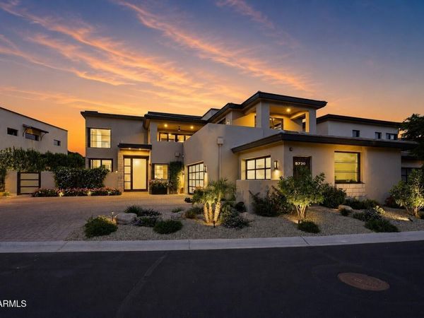 5720 E Huntress Drive, Paradise Valley, AZ 85253