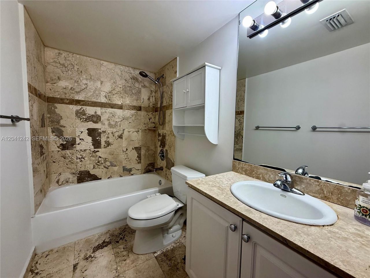 7800 Collins Ave , Unit 407, Miami Beach, FL 33141 Photo