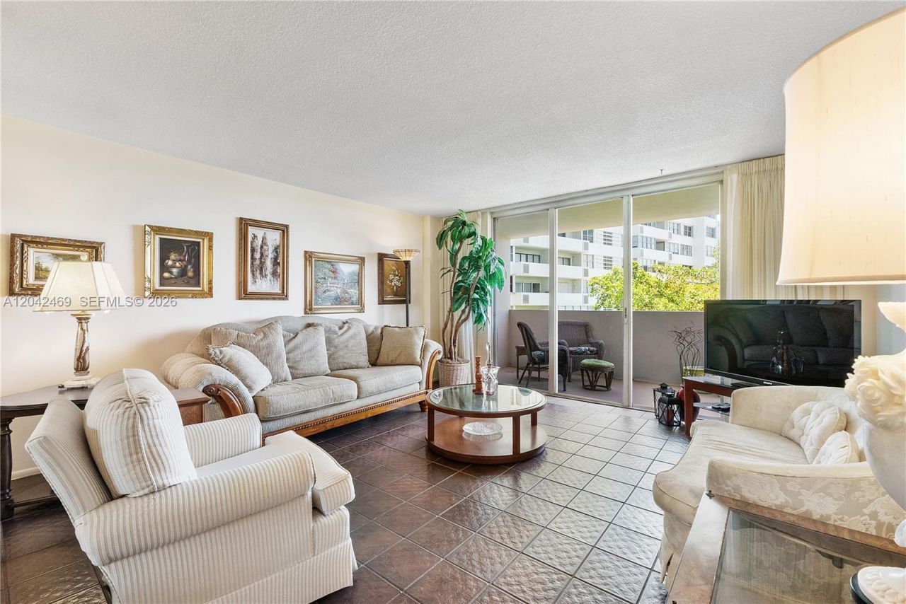 5 Island Ave, Unit 6A, Miami Beach, FL 33139 Photo