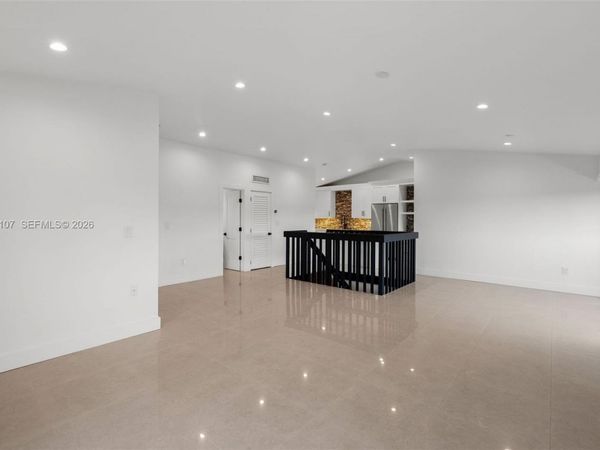 9001 SW 94th St , Unit 201, Miami, FL 33176