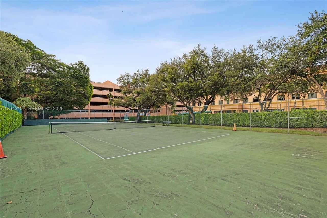 9001 SW 94th St , Unit 201, Miami, FL 33176 Photo