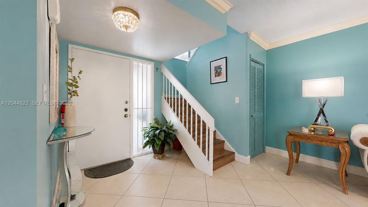 635 NW 97th Pl, Miami, FL 33172 Photo