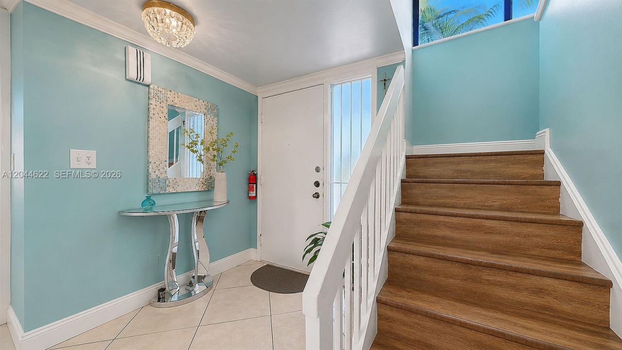 635 NW 97th Pl, Miami, FL 33172 Photo