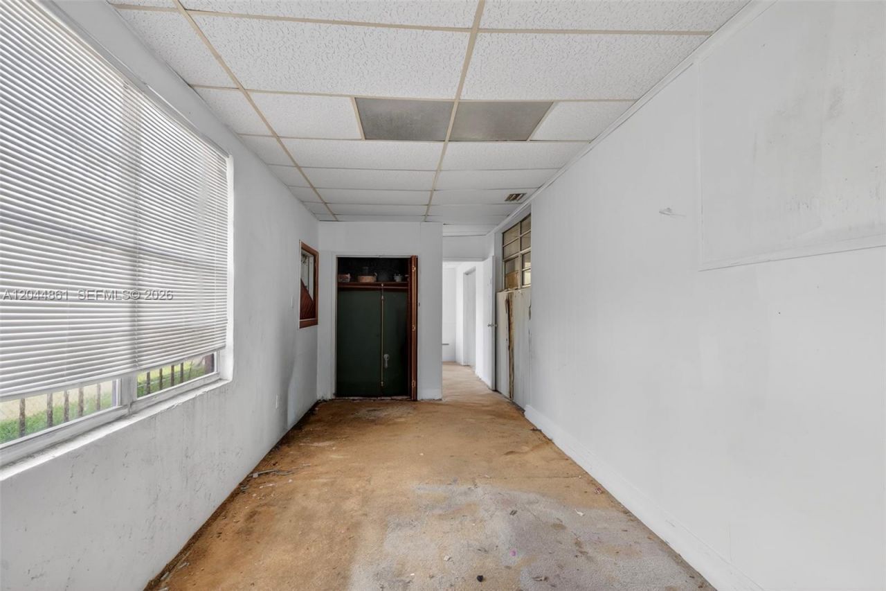 Please Call For Address, Miami, FL 33167 Photo