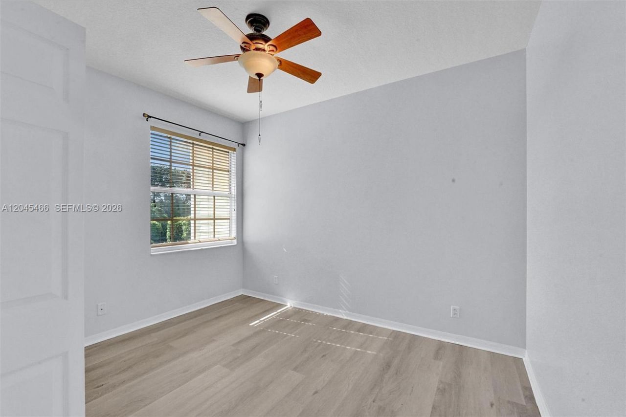 602 S Federal Hwy , Unit 12, Lake Worth, FL 33460 Photo