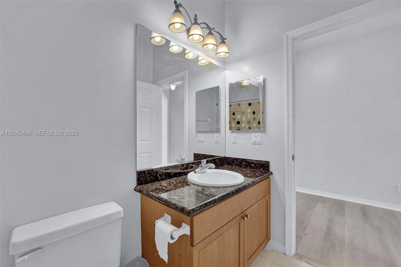 602 S Federal Hwy , Unit 12, Lake Worth, FL 33460 Photo