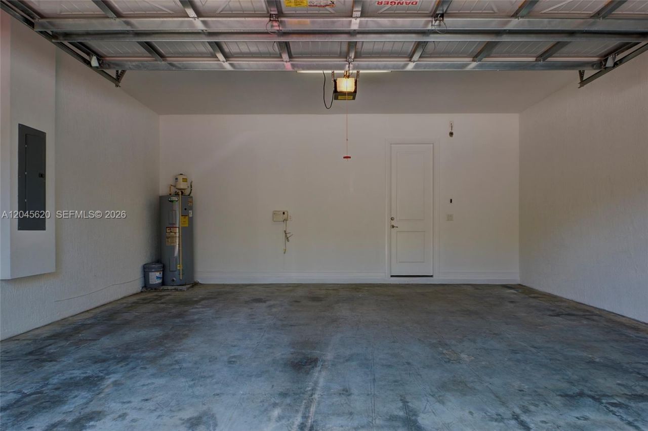 142 SW 127th Terrace , Plantation, FL 33325 Photo