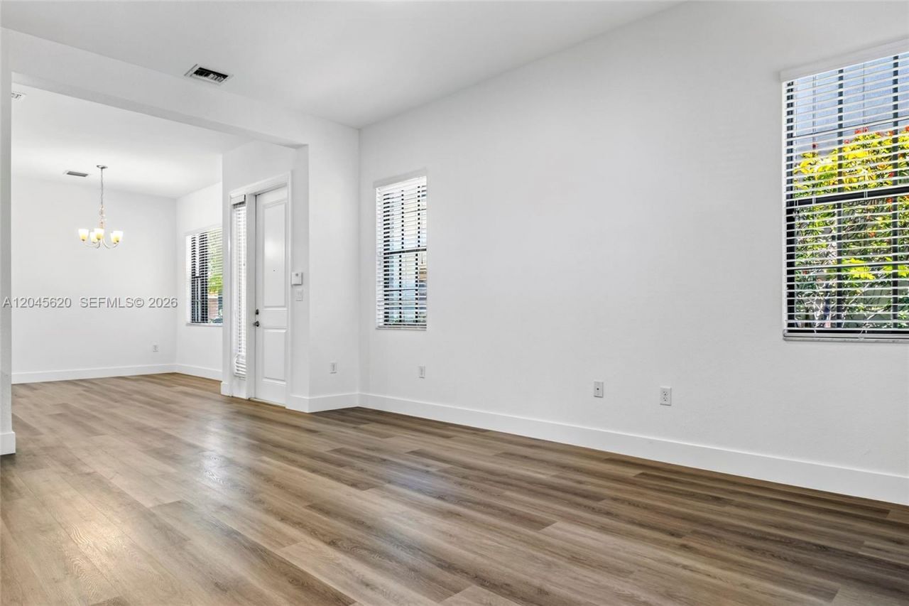 142 SW 127th Terrace , Plantation, FL 33325 Photo