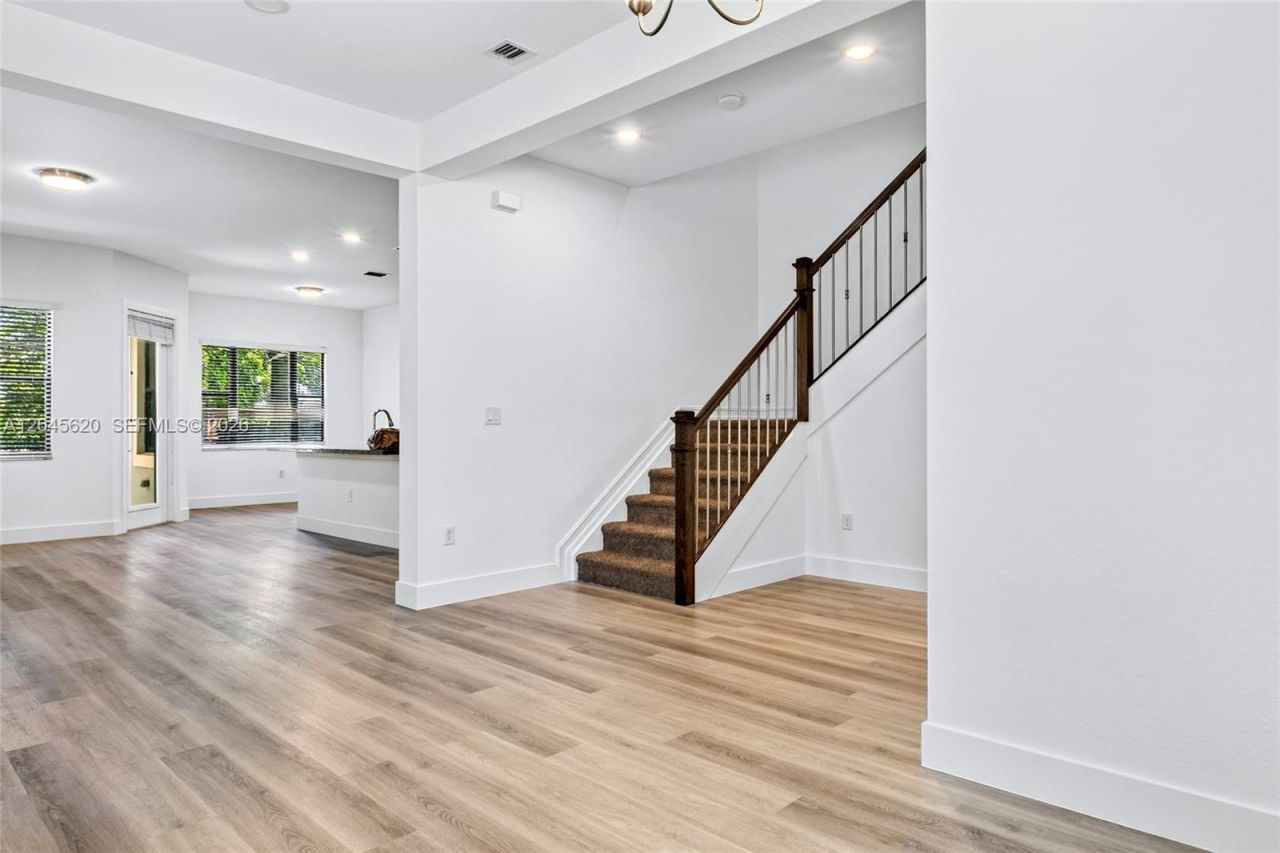 142 SW 127th Terrace , Plantation, FL 33325 Photo
