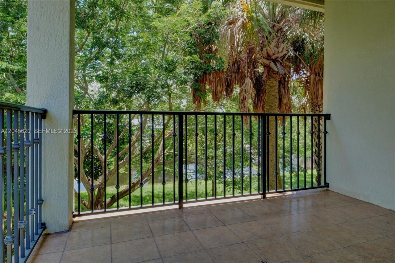142 SW 127th Terrace , Plantation, FL 33325 Photo