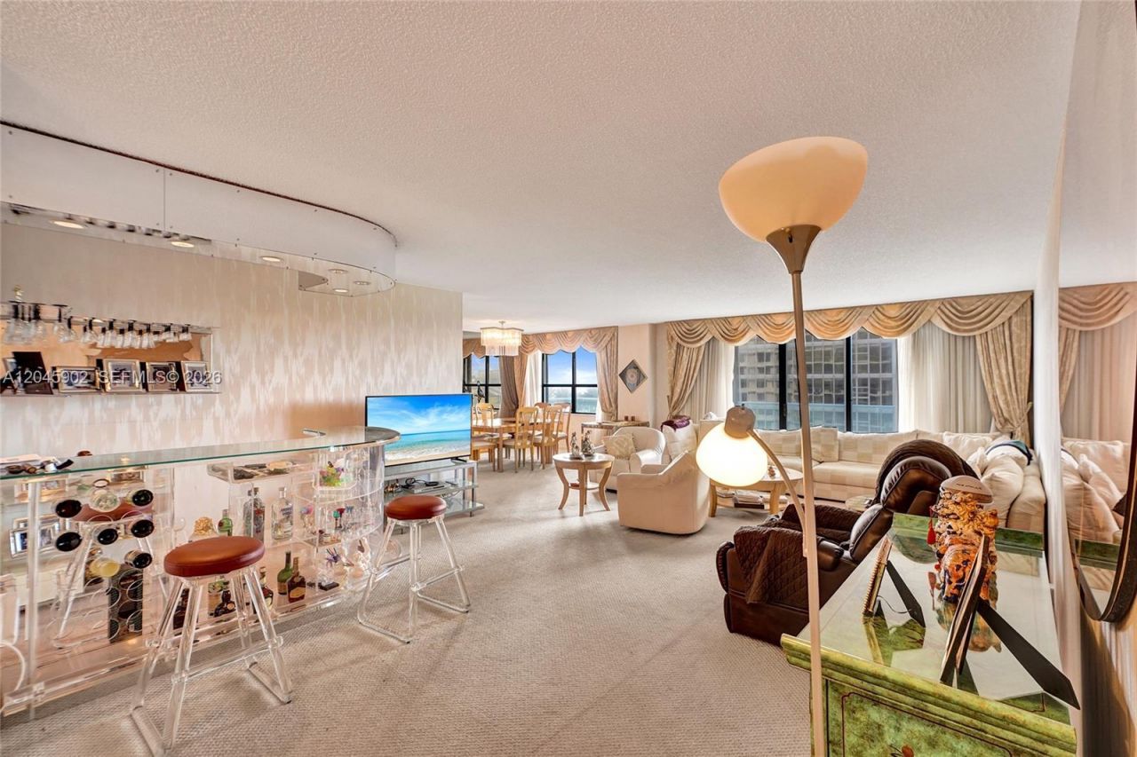 9801 Collins Ave , Unit 8S, Bal Harbour, FL 33154 Photo