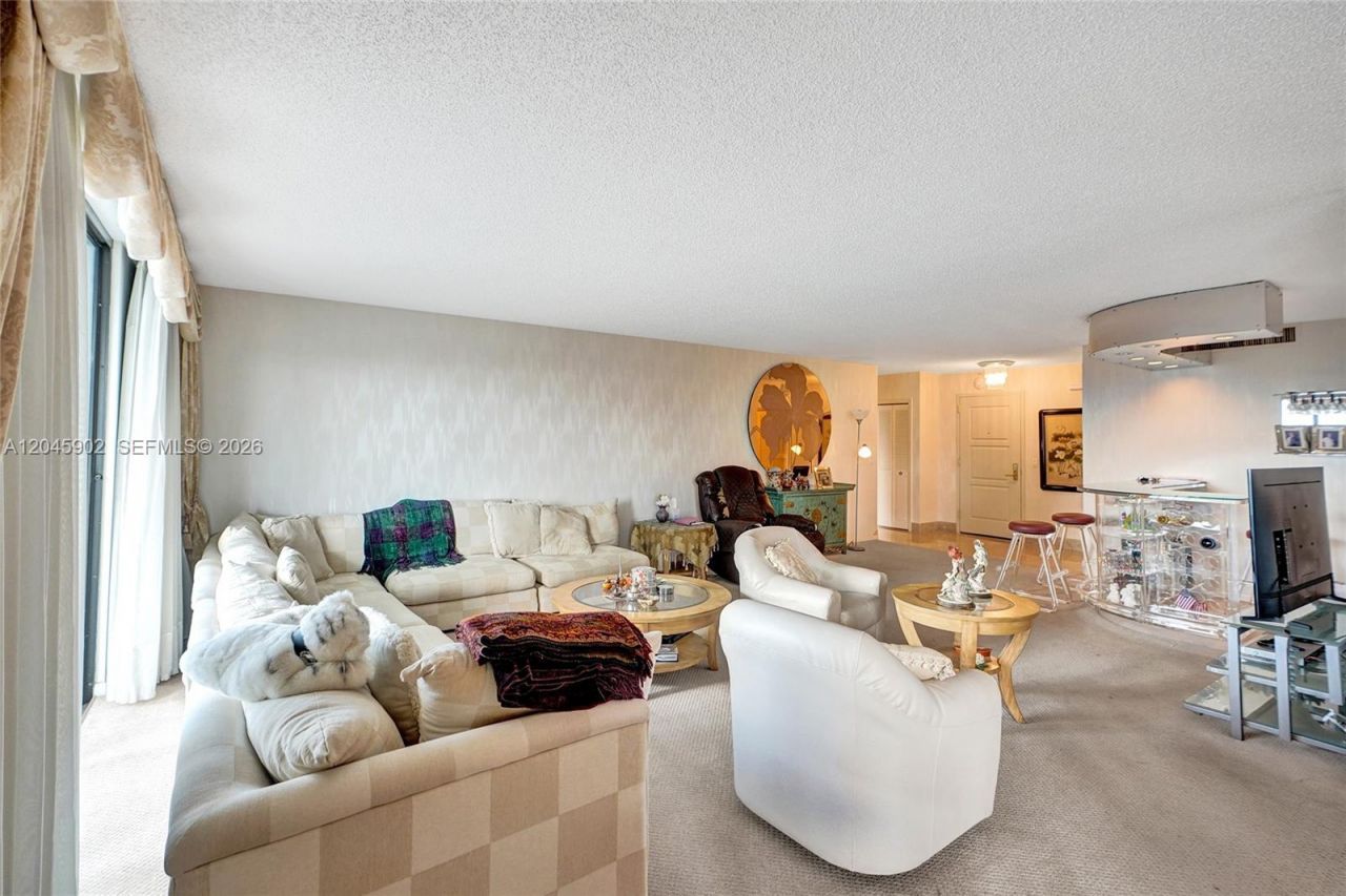 9801 Collins Ave , Unit 8S, Bal Harbour, FL 33154 Photo