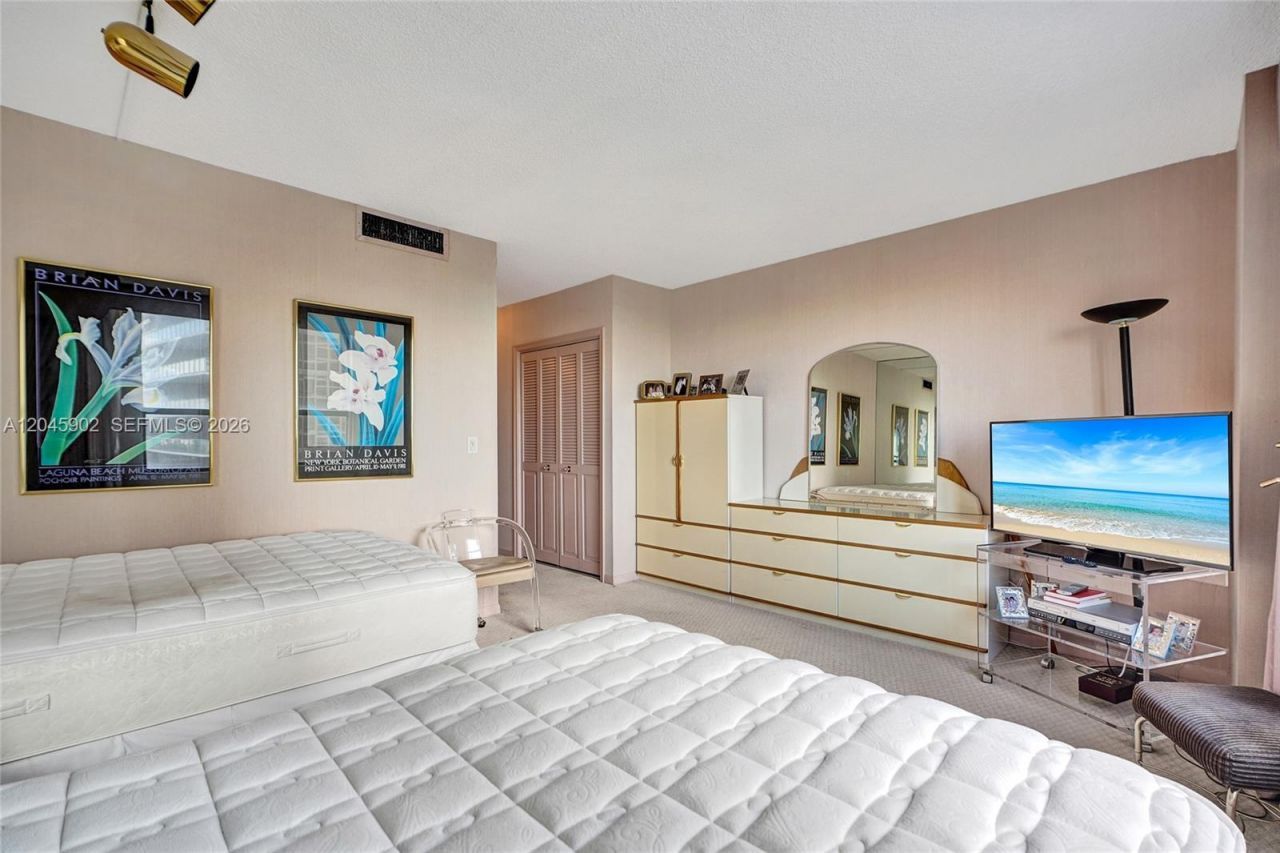 9801 Collins Ave , Unit 8S, Bal Harbour, FL 33154 Photo