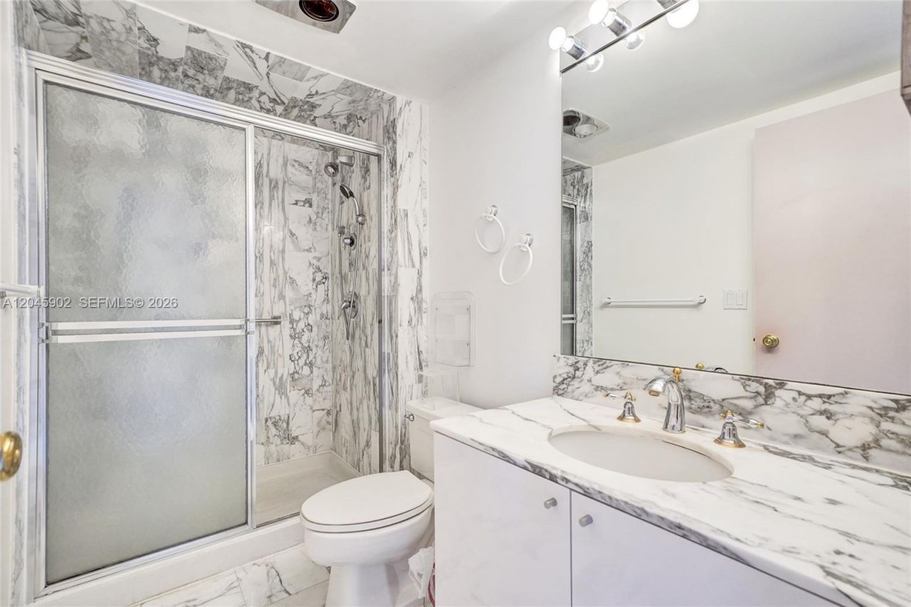 9801 Collins Ave , Unit 8S, Bal Harbour, FL 33154 Photo