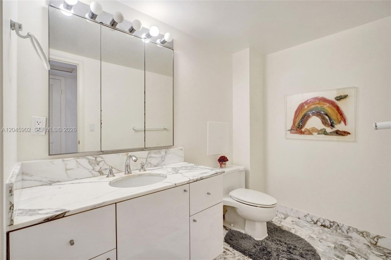 9801 Collins Ave , Unit 8S, Bal Harbour, FL 33154 Photo