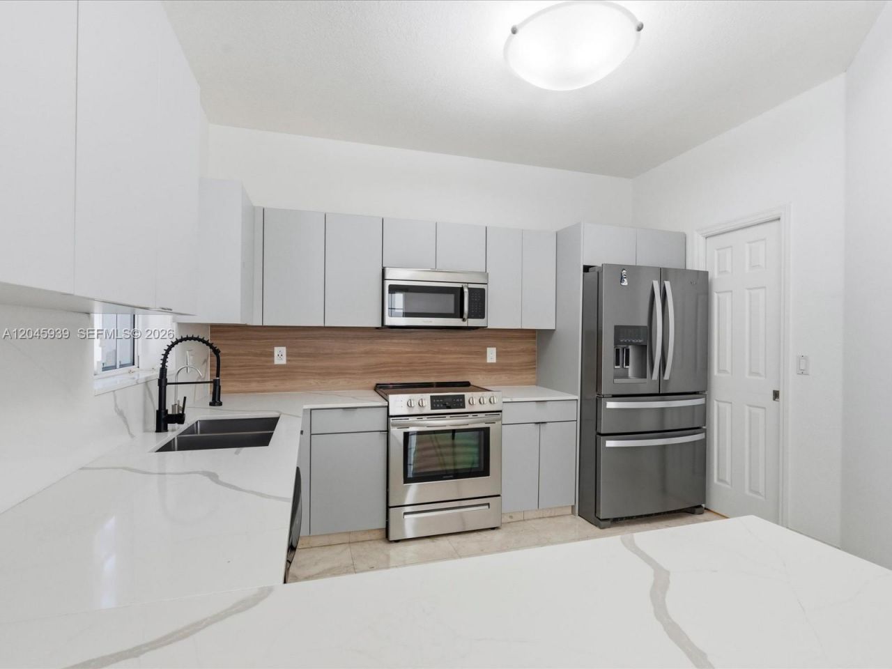 11274 NW 43rd Ter , Doral, FL 33178 Photo