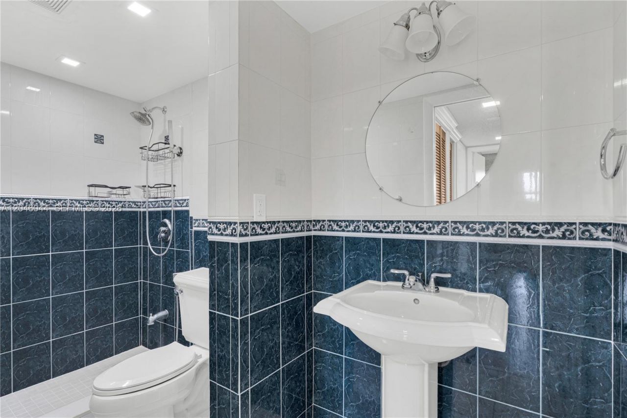 1121 SW 122nd Ave , Unit 412-2, Miami, FL 33184 Photo