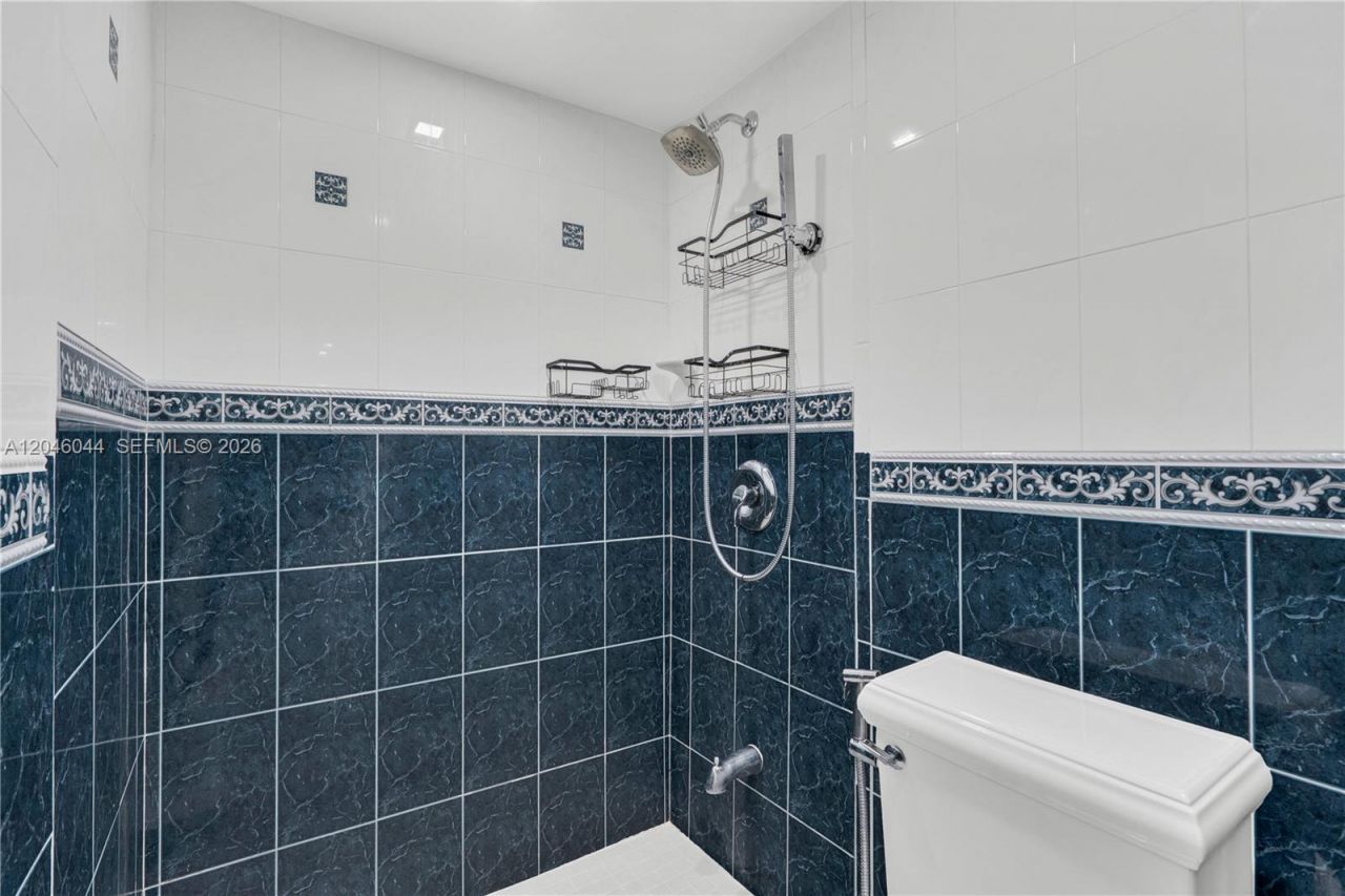 1121 SW 122nd Ave , Unit 412-2, Miami, FL 33184 Photo