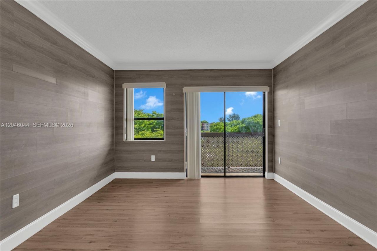 1121 SW 122nd Ave , Unit 412-2, Miami, FL 33184 Photo