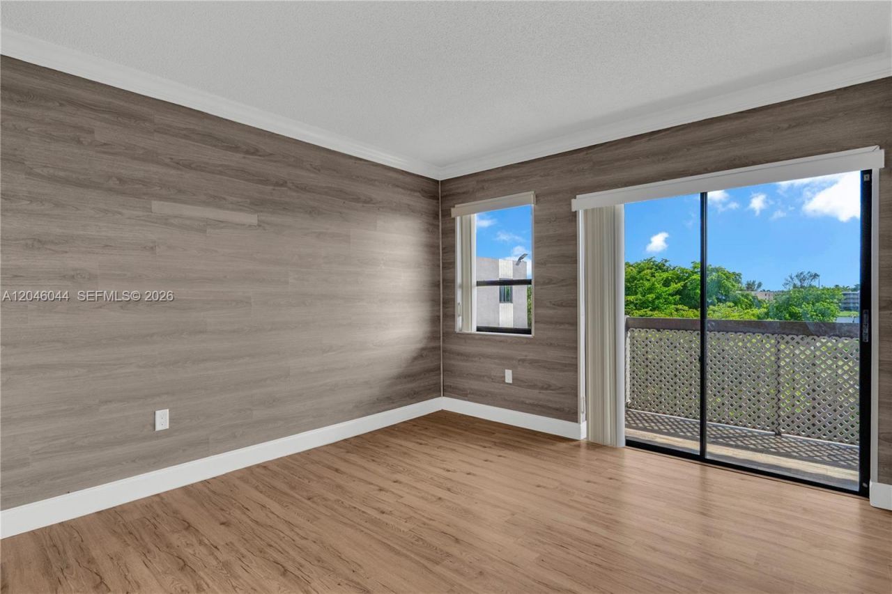 1121 SW 122nd Ave , Unit 412-2, Miami, FL 33184 Photo