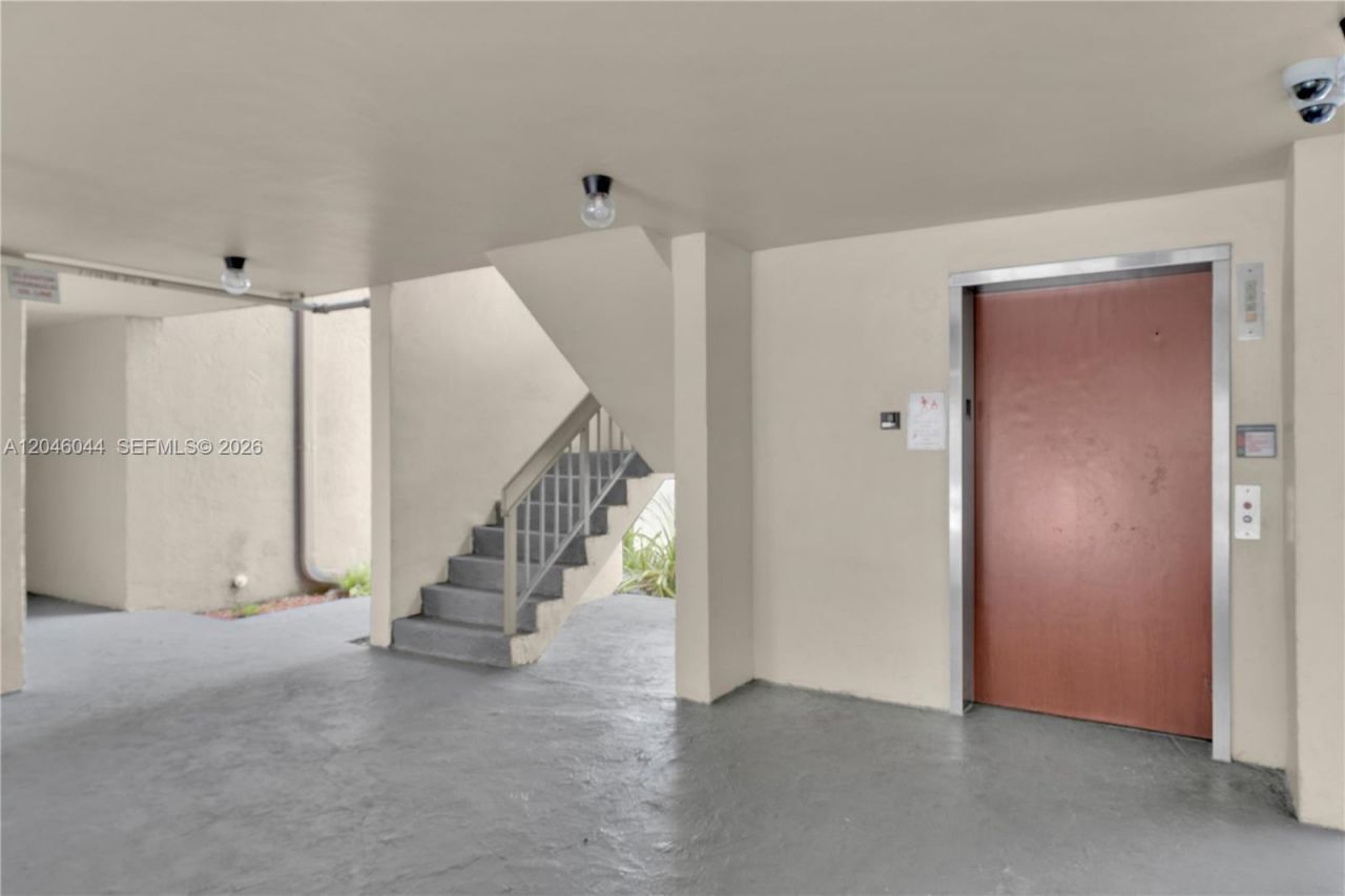 1121 SW 122nd Ave , Unit 412-2, Miami, FL 33184 Photo