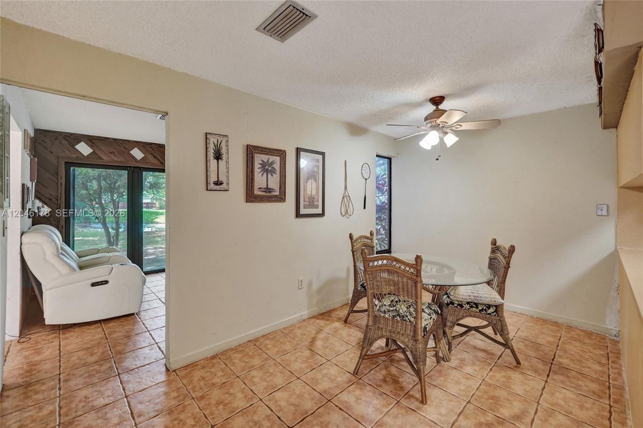 9120 SW 49th St, Cooper City, FL 33328 Photo