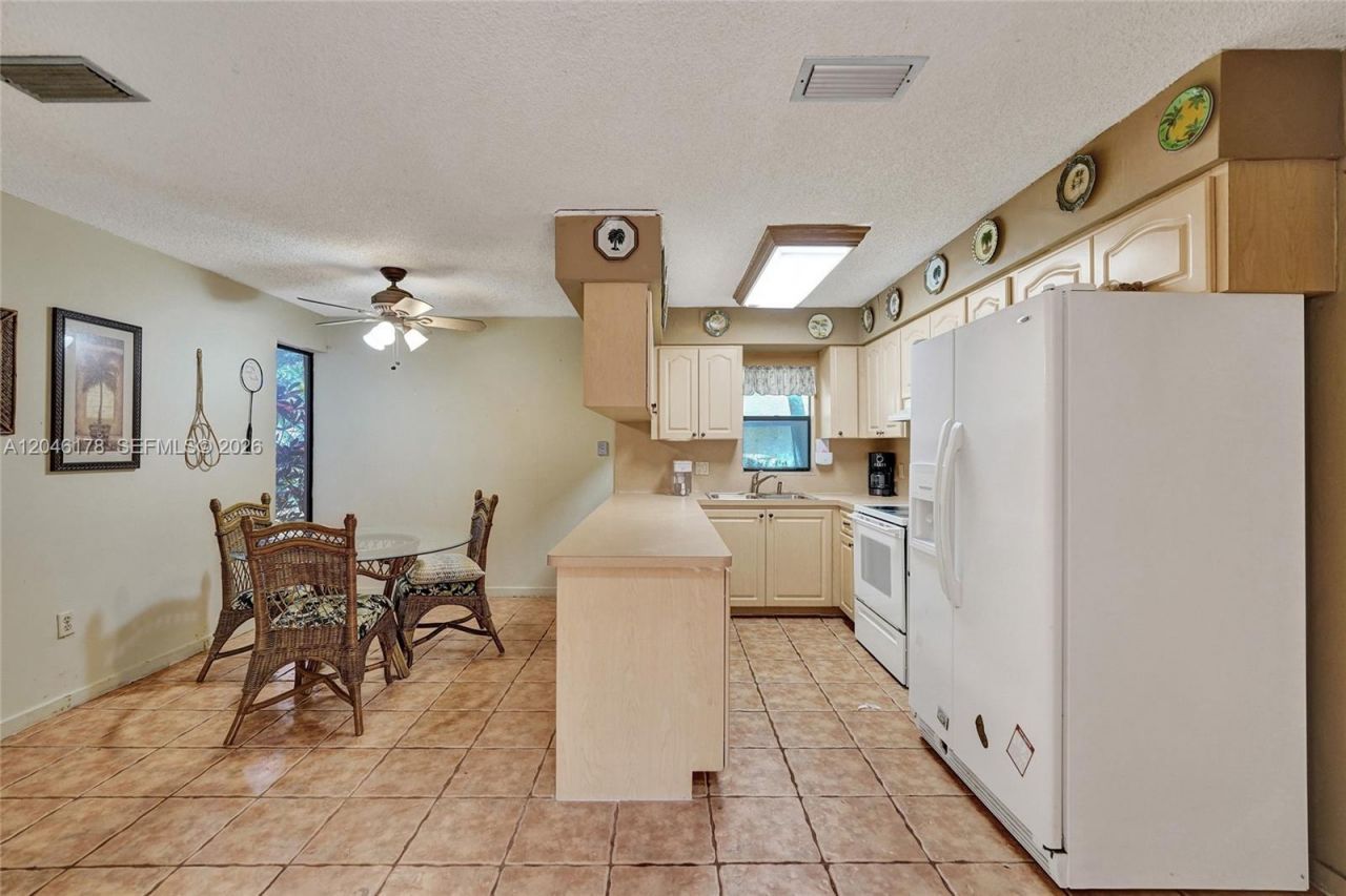 9120 SW 49th St, Cooper City, FL 33328 Photo