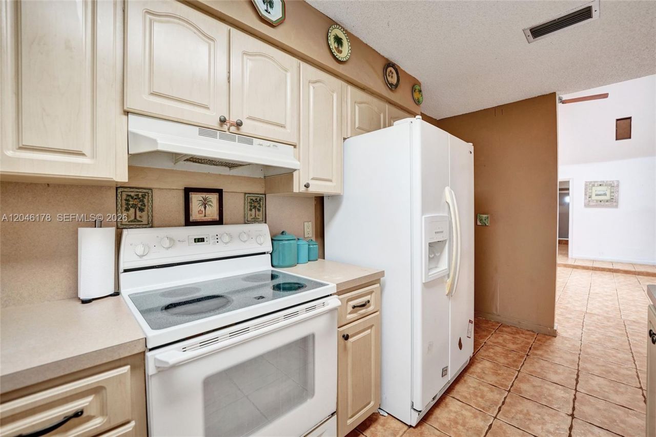 9120 SW 49th St, Cooper City, FL 33328 Photo