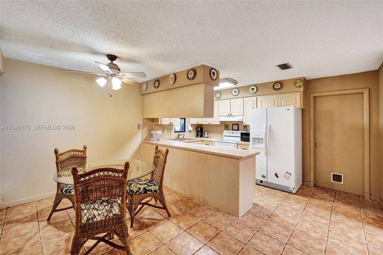 9120 SW 49th St, Cooper City, FL 33328 Photo