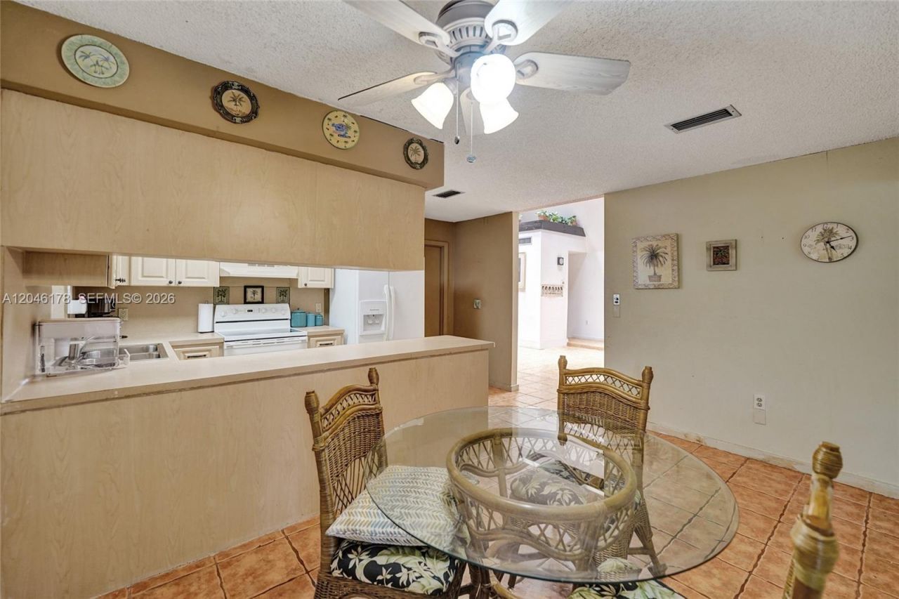 9120 SW 49th St, Cooper City, FL 33328 Photo