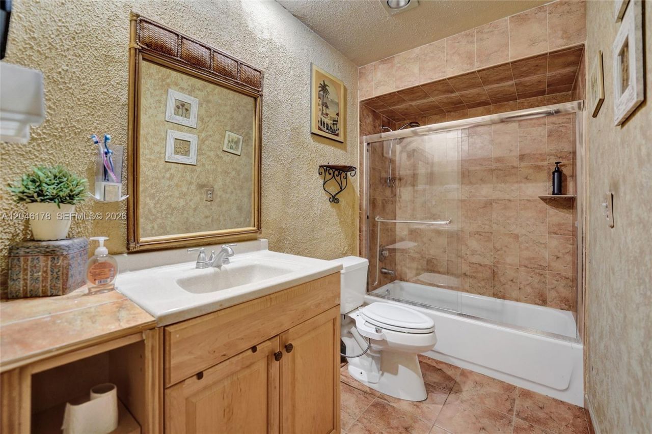 9120 SW 49th St, Cooper City, FL 33328 Photo
