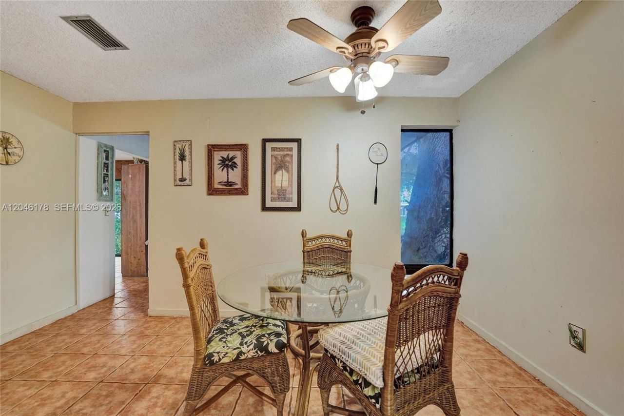 9120 SW 49th St, Cooper City, FL 33328 Photo