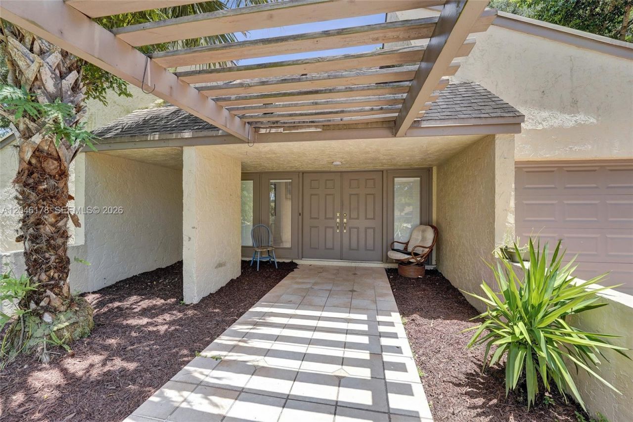 9120 SW 49th St, Cooper City, FL 33328 Photo
