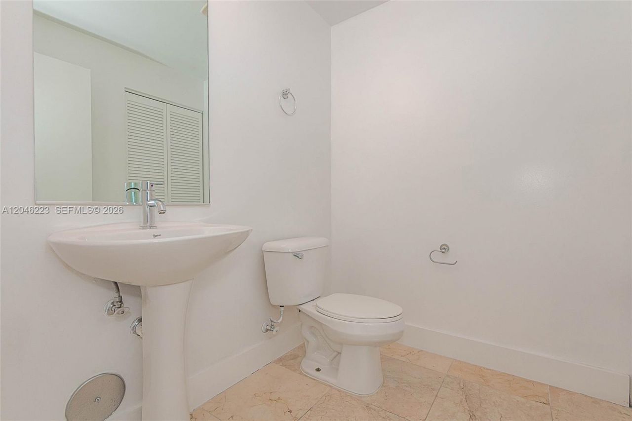 888 Biscayne Blvd, Unit 2002, Miami, FL 33132 Photo