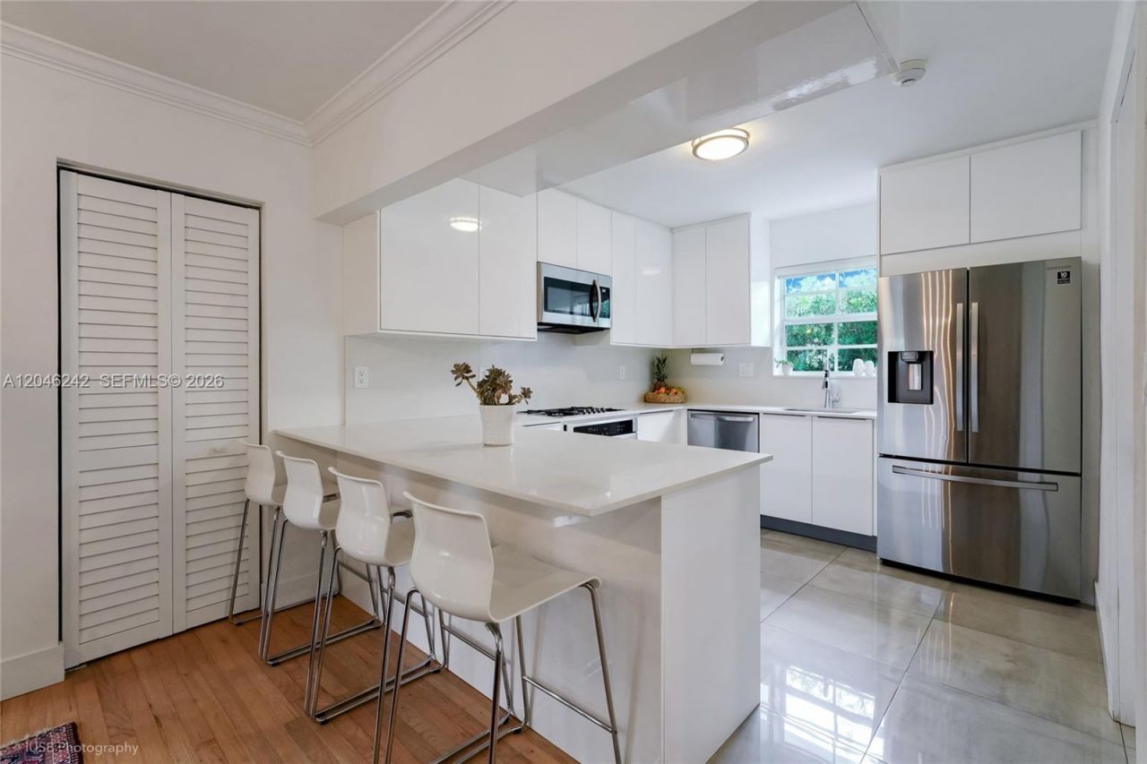 1556 Catalonia Ave , Coral Gables, FL 33134 Photo
