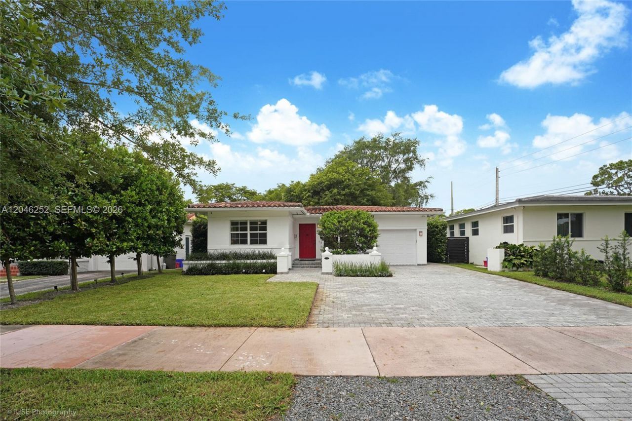1556 Catalonia Ave , Coral Gables, FL 33134 Photo