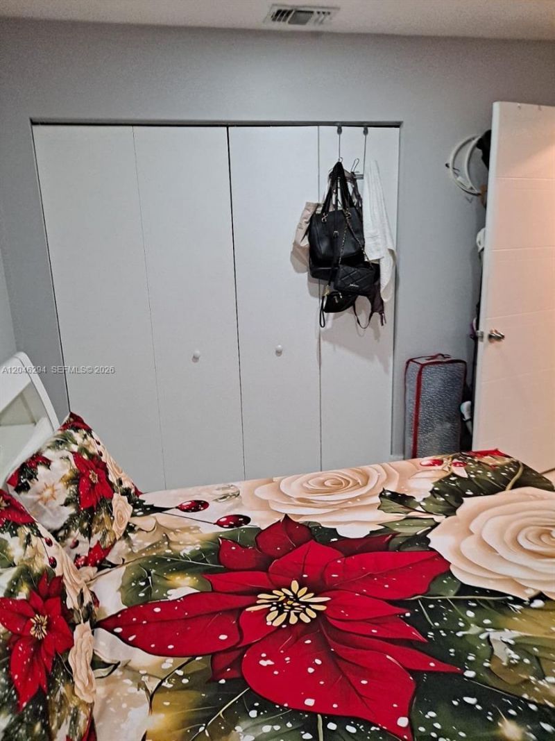 8814 NW 109th Ter , Hialeah Gardens, FL 33018 Photo