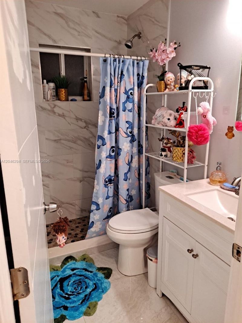 8814 NW 109th Ter , Hialeah Gardens, FL 33018 Photo