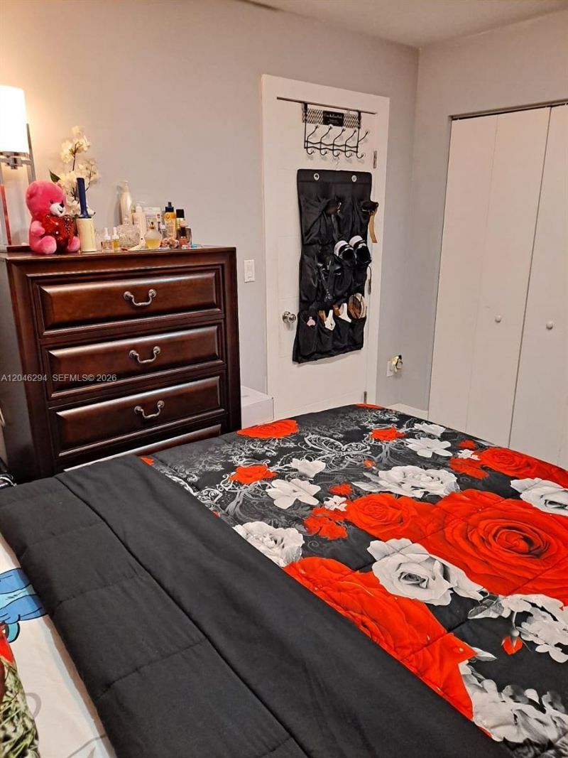 8814 NW 109th Ter , Hialeah Gardens, FL 33018 Photo