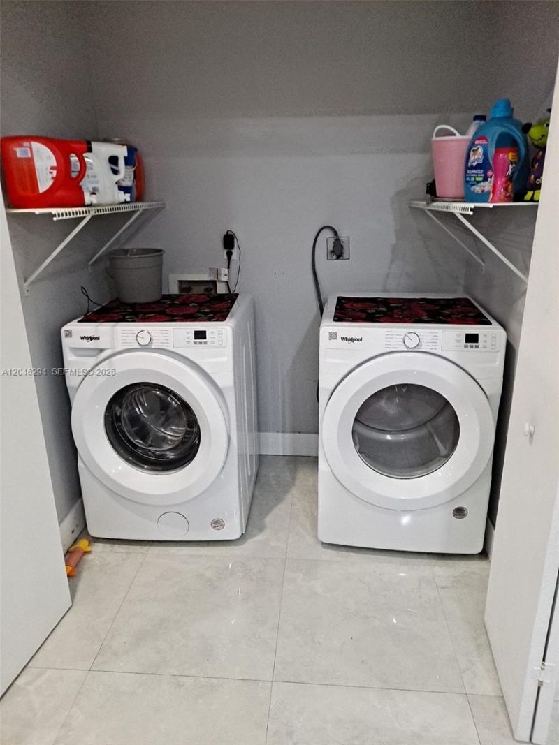 8814 NW 109th Ter , Hialeah Gardens, FL 33018 Photo