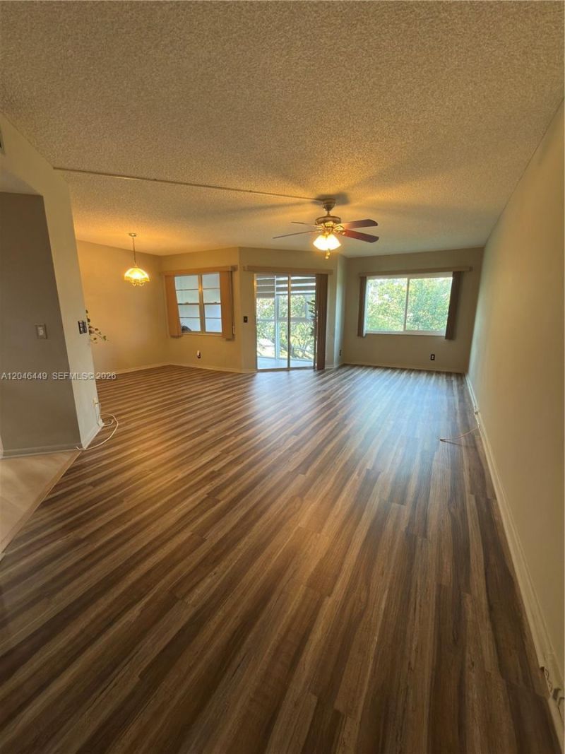 1300 SW 125th Ave, Unit 314K, Pembroke Pines, FL 33027 Photo