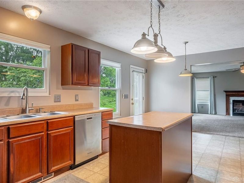 11 S Glen Oak Drive, Springboro, OH 45066 Photo 8