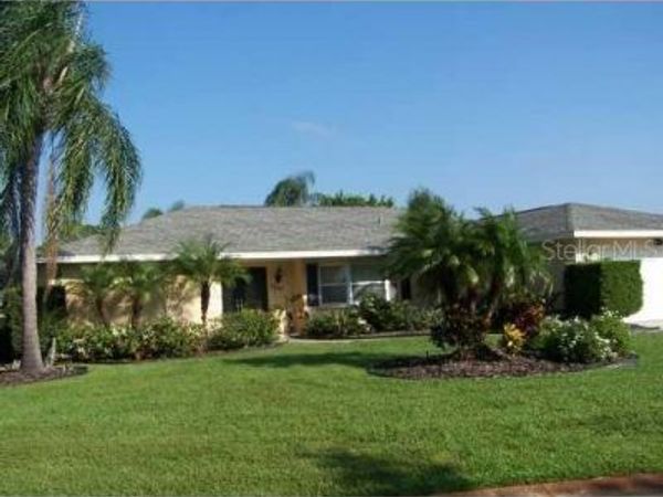 3947 DE FOE SQUARE , SARASOTA, FL 34241