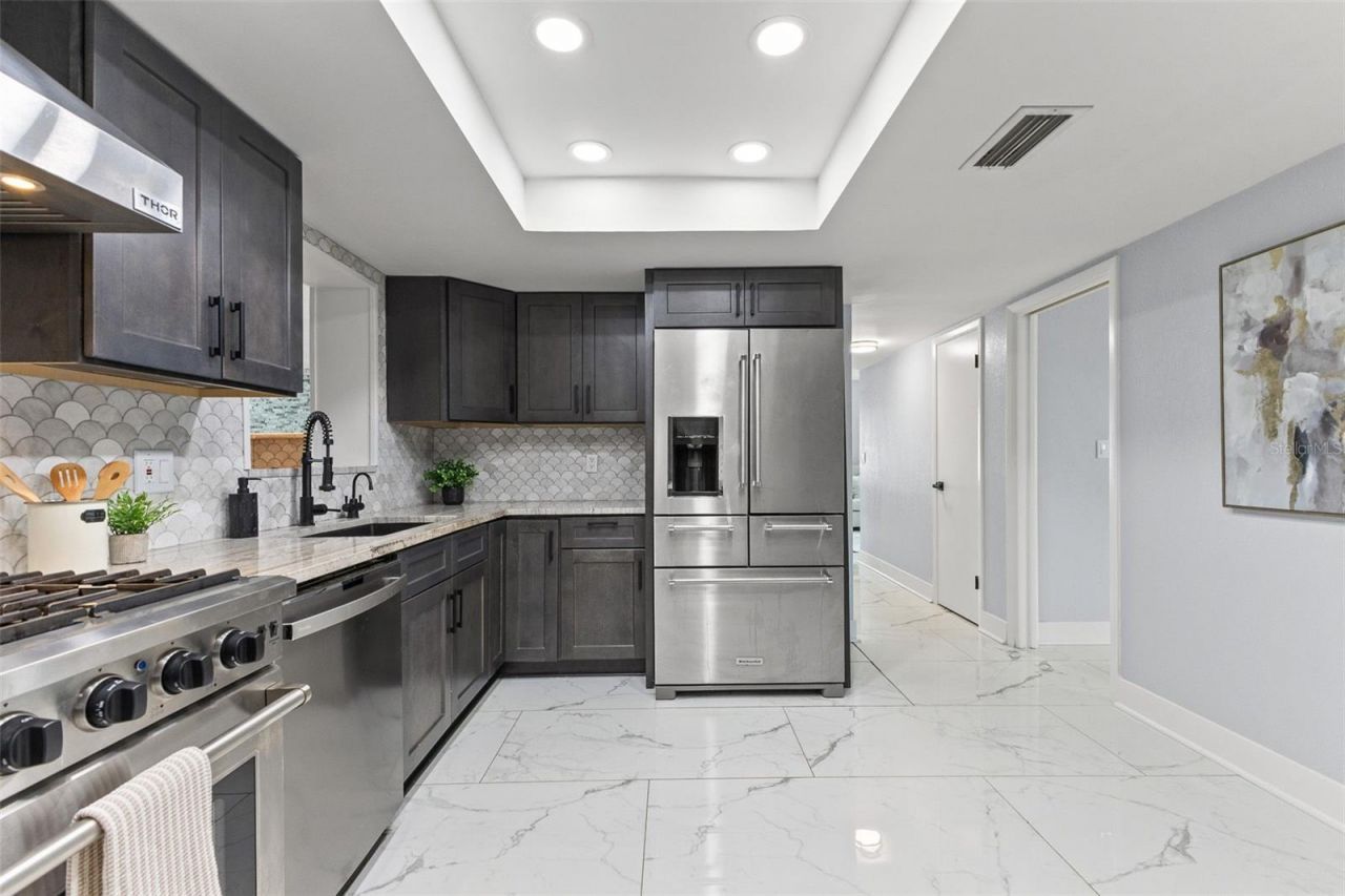 4000 14th Way Ne, Saint Petersburg, FL 33703 Photo
