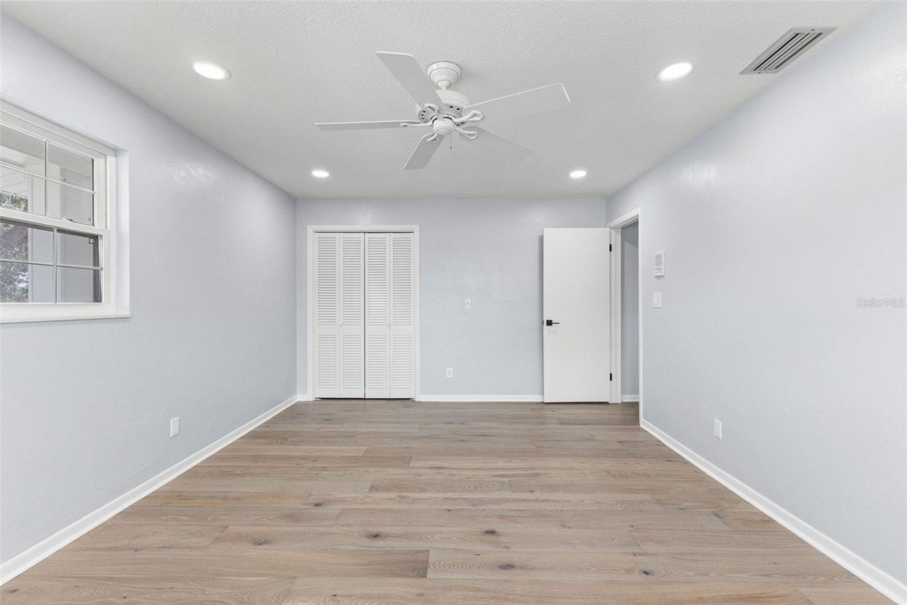 4000 14th Way Ne, Saint Petersburg, FL 33703 Photo