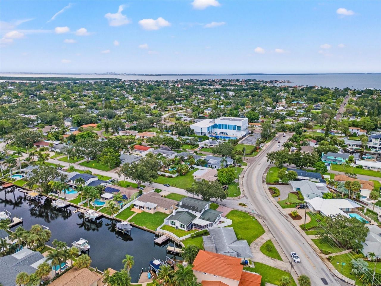4000 14th Way Ne, Saint Petersburg, FL 33703 Photo