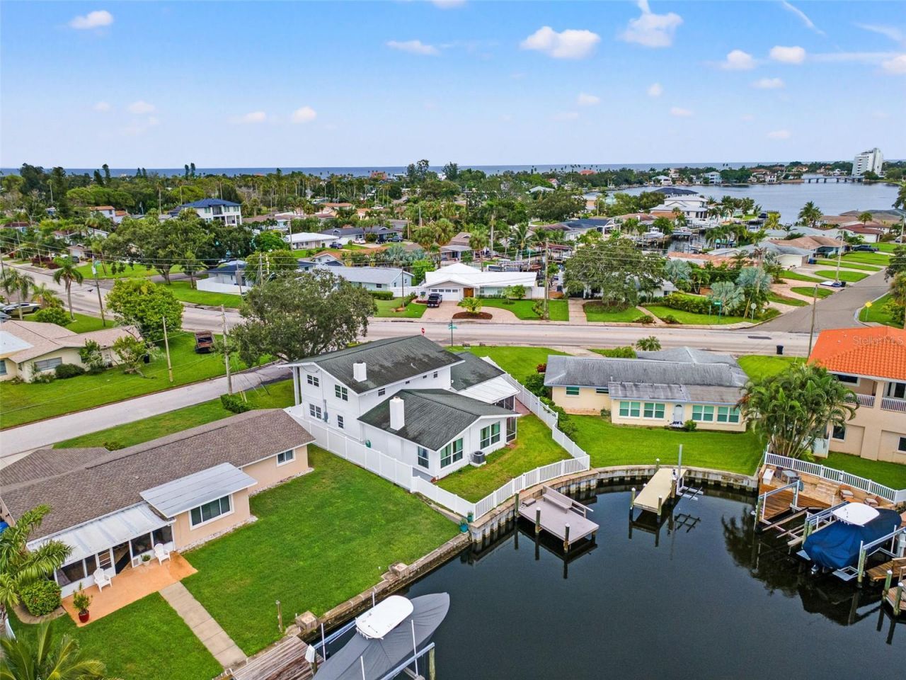 4000 14th Way Ne, Saint Petersburg, FL 33703 Photo
