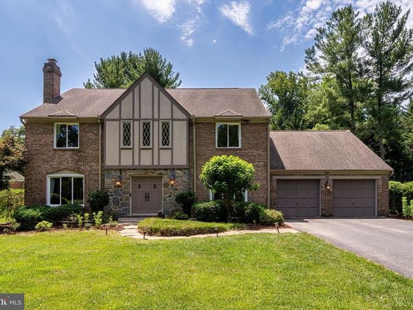 1077 SPRING HILL ROAD, MCLEAN, VA 22102