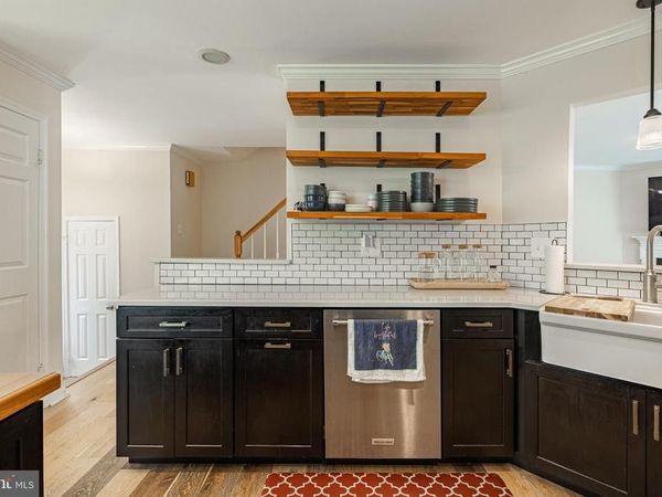 6700 JENNY LEIGH COURT, CENTREVILLE, VA 20121